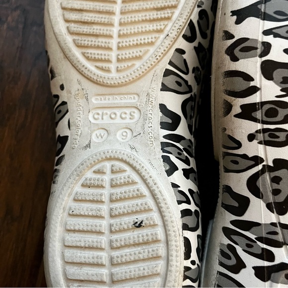 CROCS Kadee White Animal Print Sling Back Flats Women's Size 9 - Picture 9 of 10